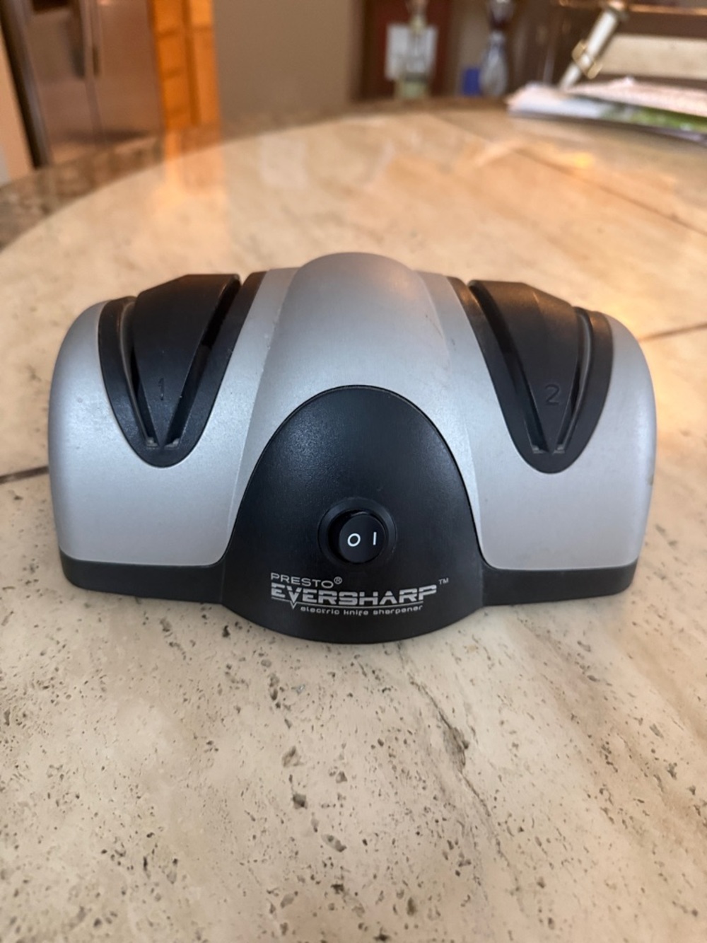 Presto Eversharp Electric Knife Sharpener - Silver & Black